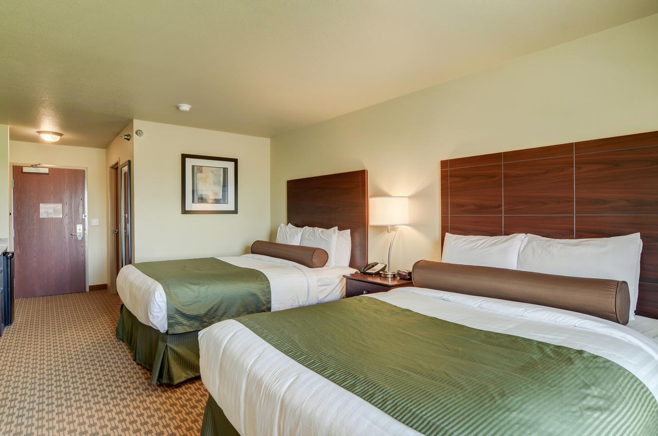 Cobblestone & - Hotel 3*