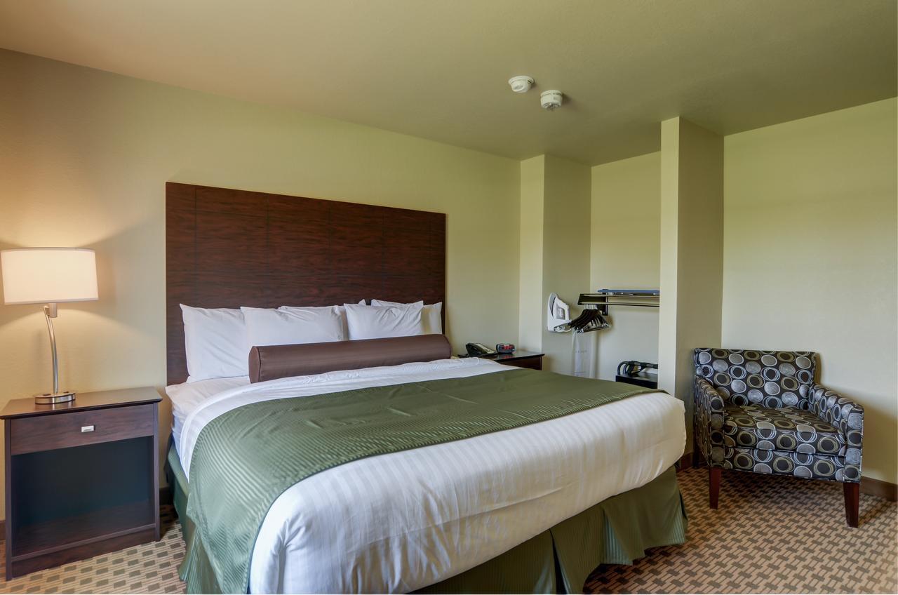 Cobblestone & - Hotel 3*